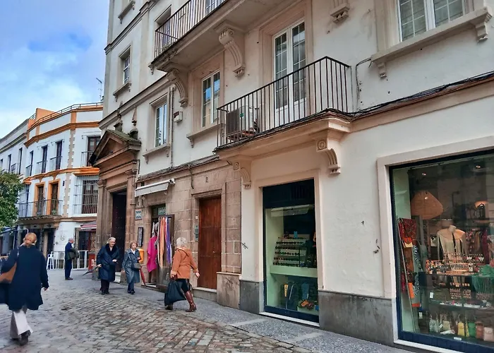 Estudio Boutique Arenal - Cama Buhardilla *